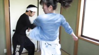 asian sisters fight
