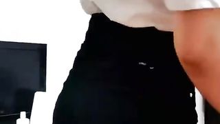 chinese femdom headscissor dog