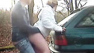 Chubby öffentliches Auto doggy