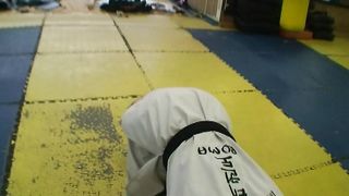 Taekwondo foot domination