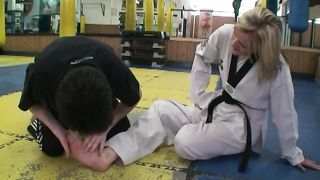 Taekwondo foot domination