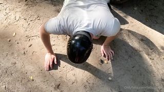 Lady Perse blowjob on the forest