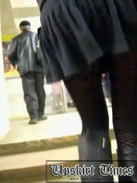 Candid upskirt