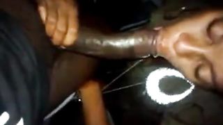 Bangle-clad Madrasan sucks a 9-inch Telangana Black Snake 2