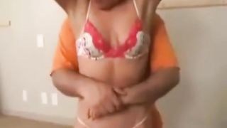 Deejay muscle worship