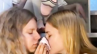 Lesbian Foot worship 3