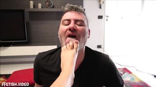 FootDominas - Gabriella foot worship and gagging