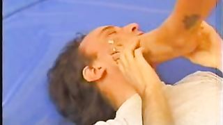 francesa foot in mouth wrestling