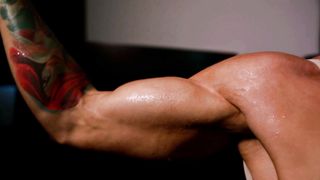 How to date an Amazon