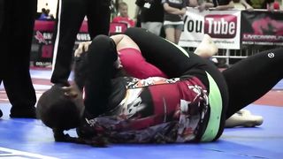 BJJ girl. Submission by triangle choke