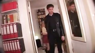 Was zum Teufel tun die Deutschen hier tun