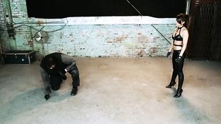 CrossTheLine - Latex Headscissor Hit