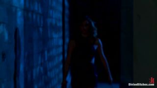 DivineBitches - Maitresse Madeline (20063)