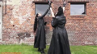 Ezada & Catarina - Too Cold