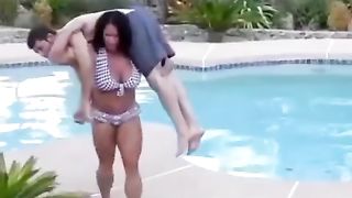 aleesha Easy Lift  weak guy