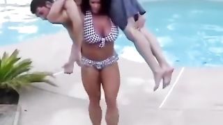 aleesha Easy Lift  weak guy