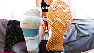 FFS - Blonde Brat Foot Stink