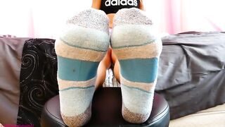 FFS - Blonde Brat Foot Stink