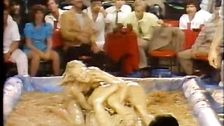 Fightin' Foxes Mud Match 1