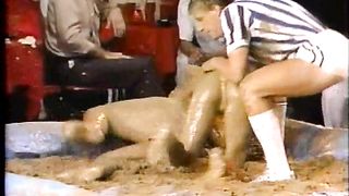 Fightin' Foxes Mud Match 1