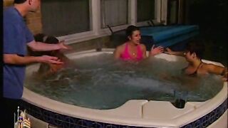 Utopia - Alex vs. Kat