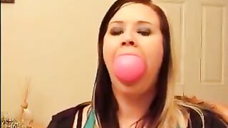 chubby beauty testing her mouth capacity.. (rare)