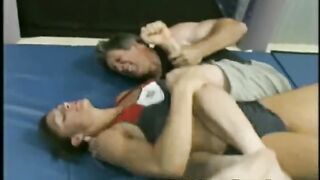 Shannon Dallas Hall Tall Buff can fight