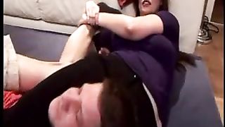 headscissor and bodyscissor strong woman