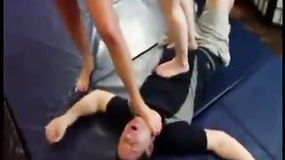 ters şekil 4 kullanmayı seviyor