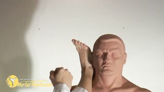 taekwondo woman kick and break down bob