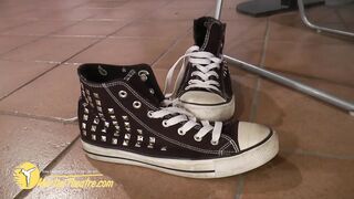 taekwondo woman kick and break down bob