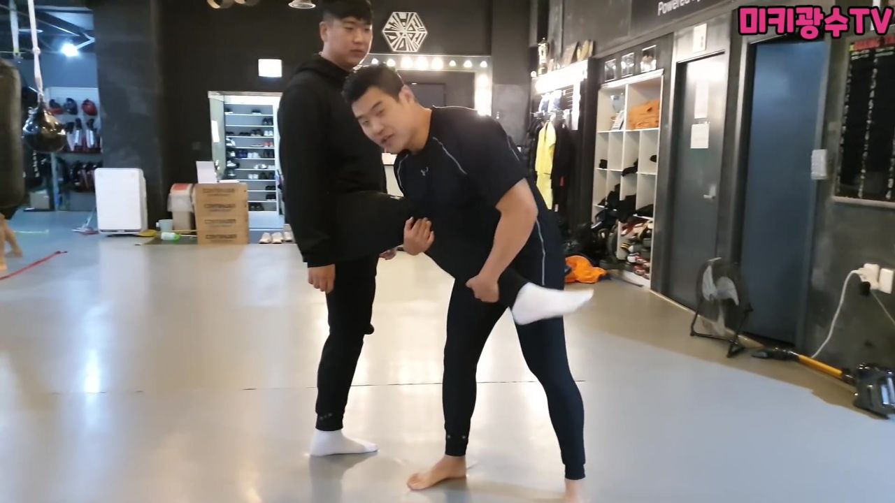 Jiu Jitsu lesson - mixed fighting