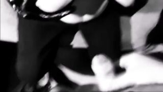 Deutsch Milf Handjob mit großen Cumshot auf Titten