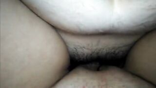 Ela gosta de montar!