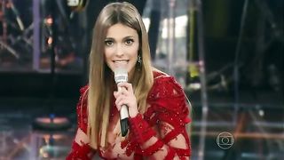 Mariana Santos trampling in tv