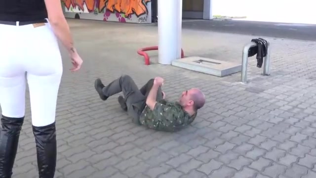 mixed fight beatdown