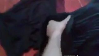 22 friends girl its tooo hot 2