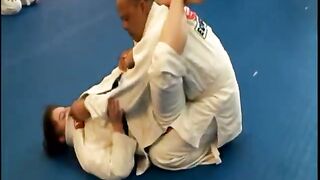 Tiny Wife Grapples Husband