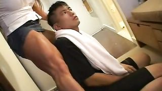 Wendy Mcmaster The Boss (Cross Dress Lift and Carry) 1