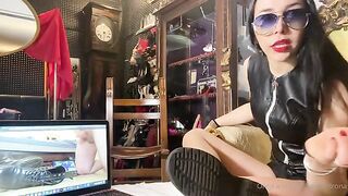 MISTRESS GAIA Dr Martens Addected Spitting onlyfans