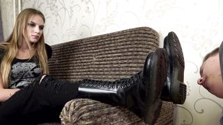 Under Sweet Weight - Alice - Clean My Dirty Boots