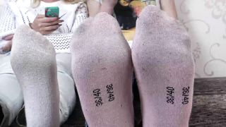Under Sweet Weight - Alina, Anna - Smelly Socks and Sweaty Soles