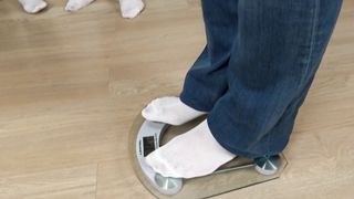 Under Sweet Weight - Angela, Irma, Sharon, Theodora - Crushed Beneath 326 kg