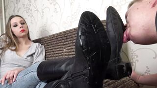 Under Sweet Weight - Angela - Boots Worship