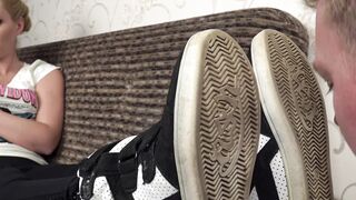 Under Sweet Weight - Anna - Lick My Dirty Sneakers and Eat My Sweaty Socks