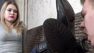 Under Sweet Weight - Barbara - Dirty Boots Worship