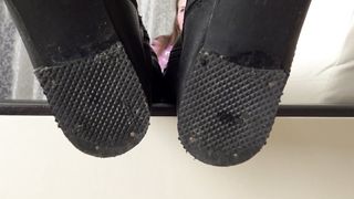 Under Sweet Weight - Carol - Boots Worship