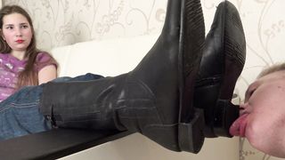 Under Sweet Weight - Carol - Boots Worship
