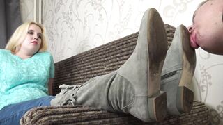 Under Sweet Weight - Dani - Lick My Boots