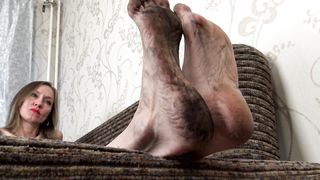 Under Sweet Weight - Donna - Dirty Feet Worship